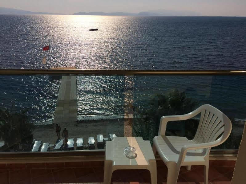 Coastlight Hotel Kusadası Exteriör bild